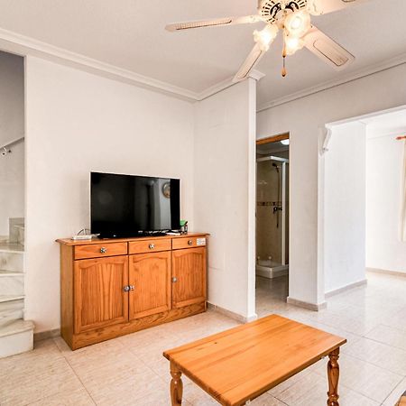 Gorgeous Home In Santa Pola With Wifi Extérieur photo