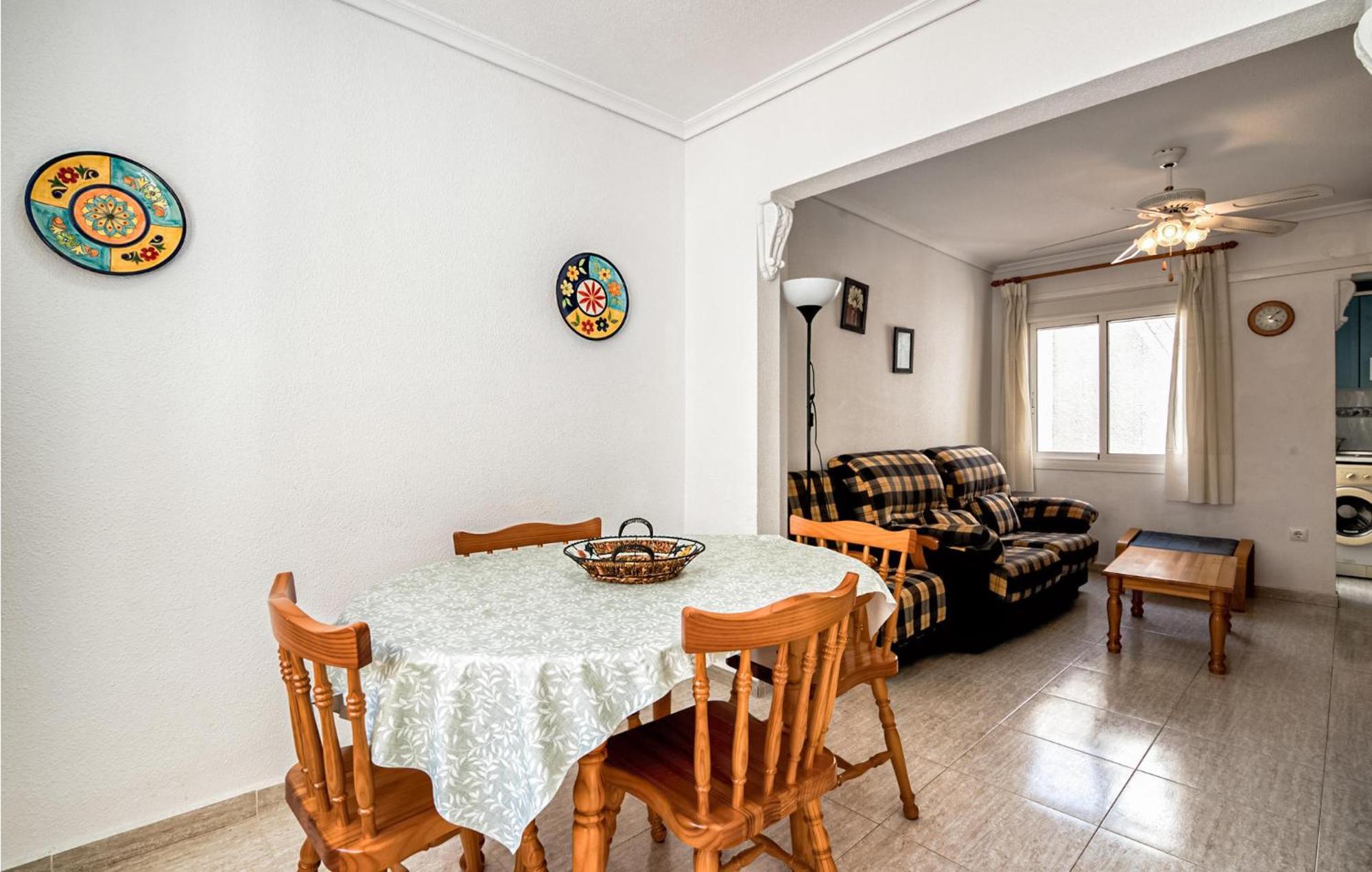 Gorgeous Home In Santa Pola With Wifi Extérieur photo