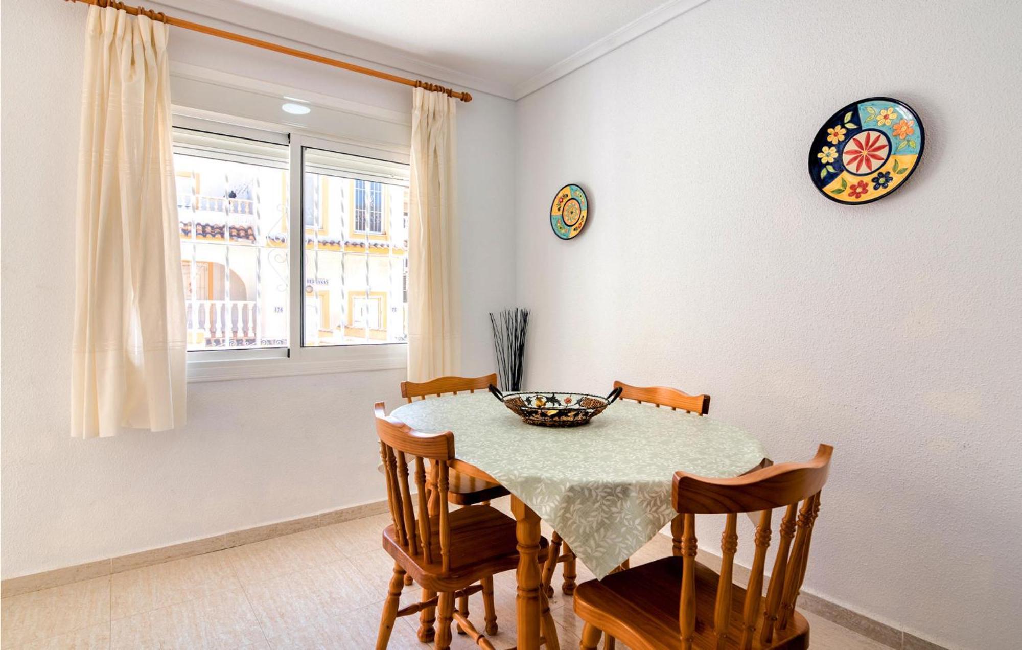 Gorgeous Home In Santa Pola With Wifi Extérieur photo